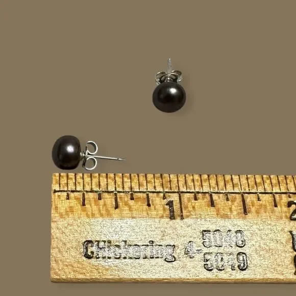 Elegant Gray Black Freshwater Pearl Stud RGF Sterling Silver Earrings - Picture 6 of 11